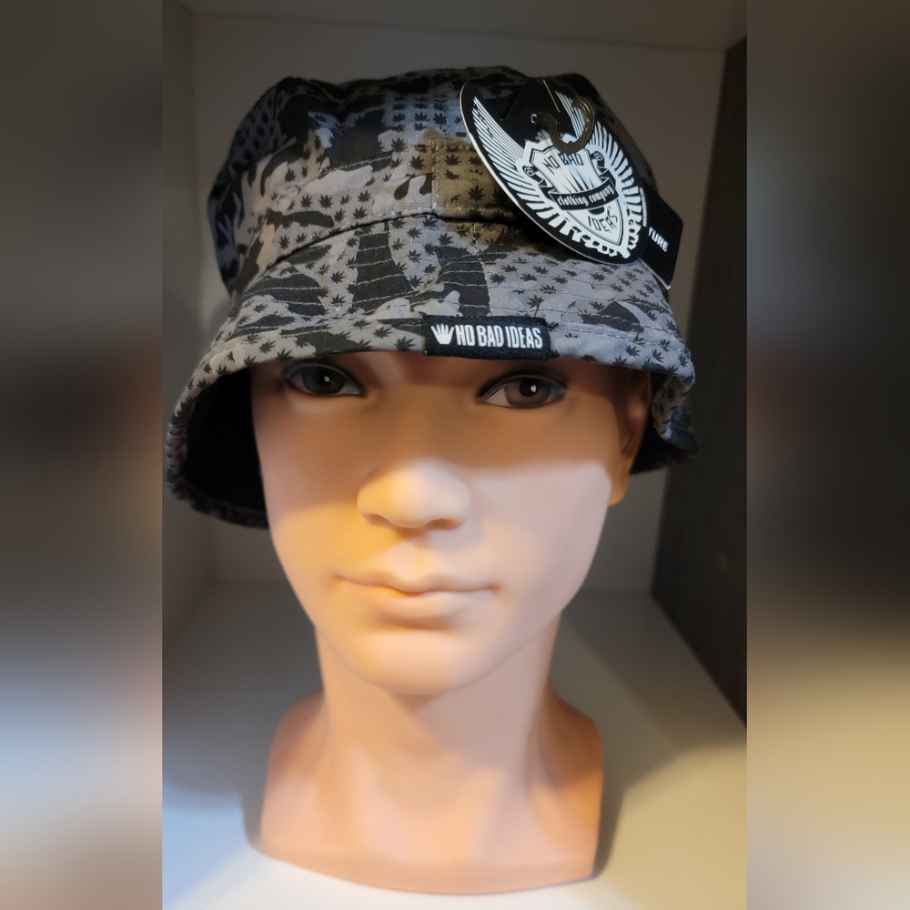 BNWT - No Bad Ideas Bucket Hat Sz S/M